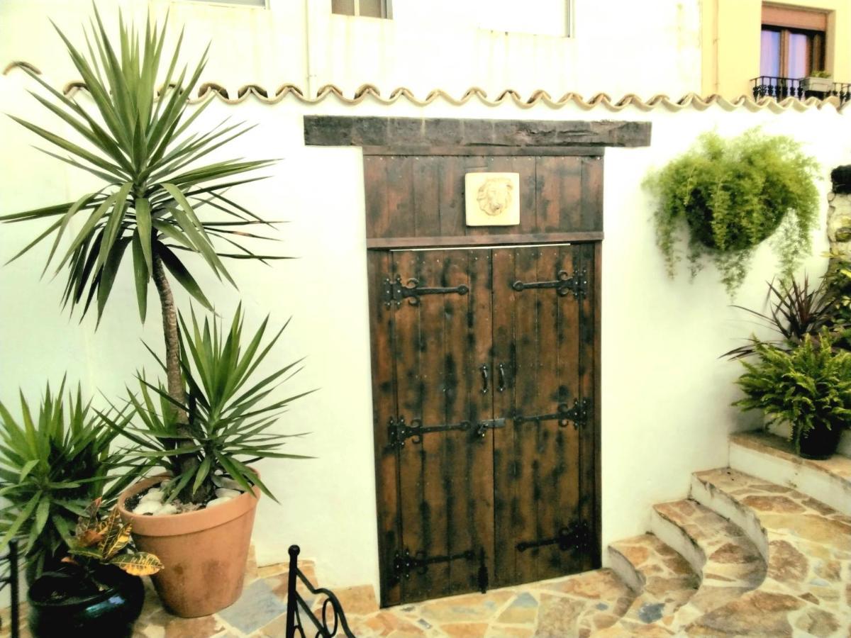 Casa Blanca Bed & Breakfast Castell De Castells Exterior foto